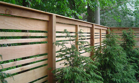 horizontal cedar fence img